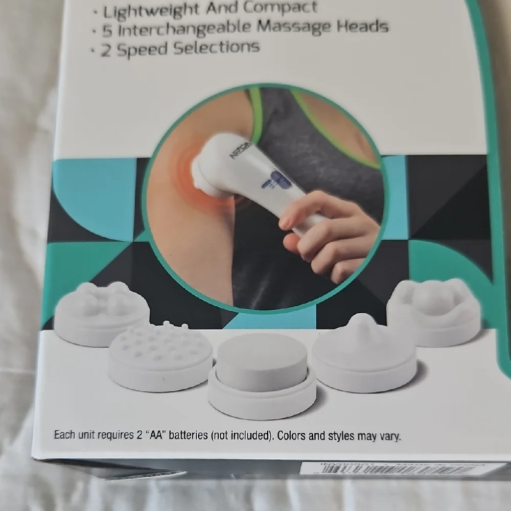 Nizoni Compact Massager & Facial Cleansing Brush